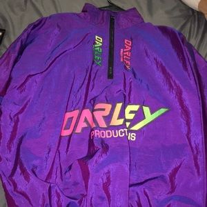 Quarter zip pull over